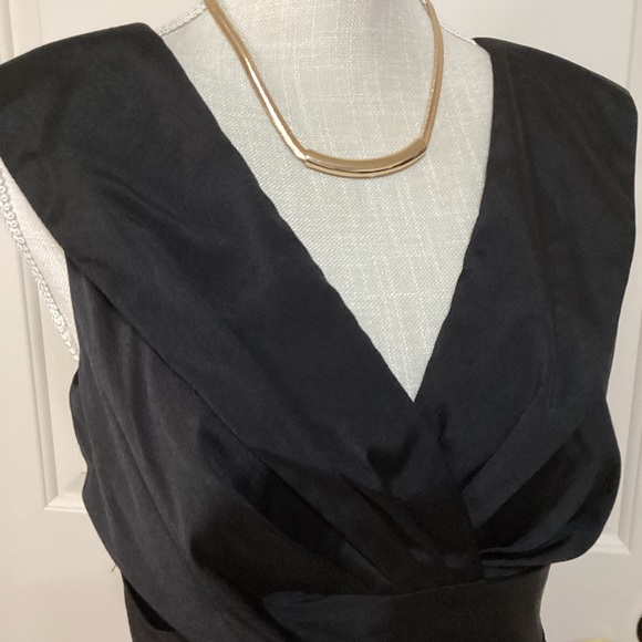 WHBM Deep V Neckline Draped Holiday Special Occasion Black Dress | Size 6 | EUC - Picture 2 of 9